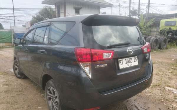 TOYOTA INNOVA