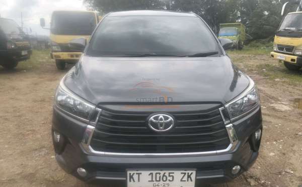 TOYOTA INNOVA