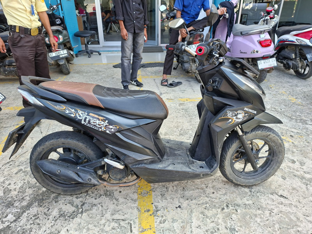 HONDA BEAT STREET