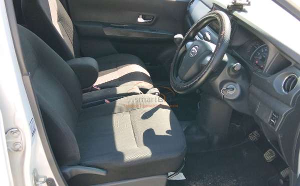 DAIHATSU SIGRA R