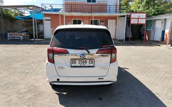 DAIHATSU SIGRA R