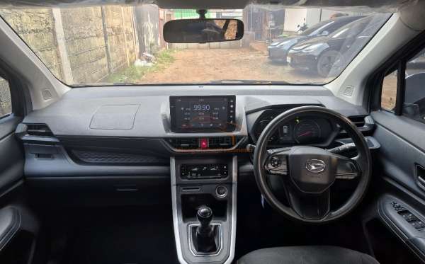 DAIHATSU XENIA R