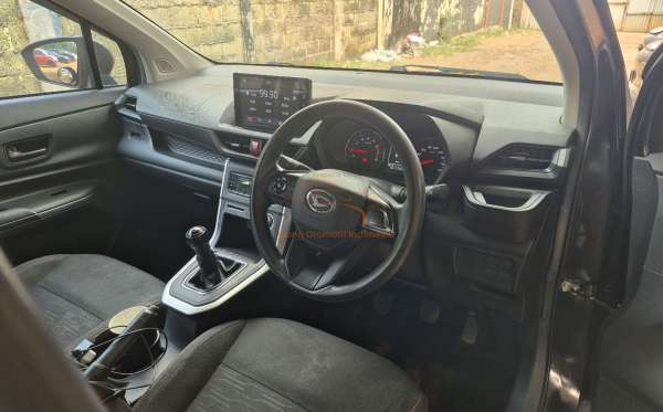 DAIHATSU XENIA R