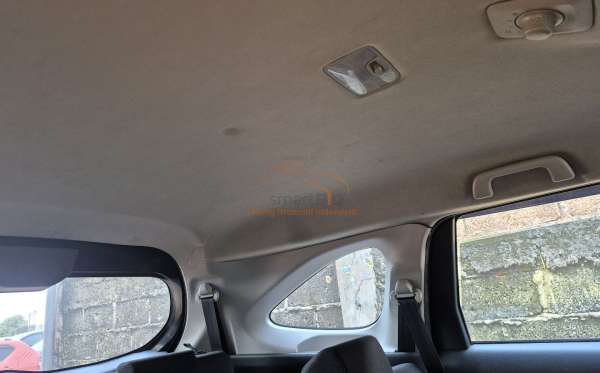 DAIHATSU XENIA R