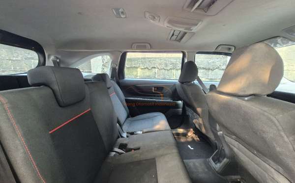 DAIHATSU XENIA R