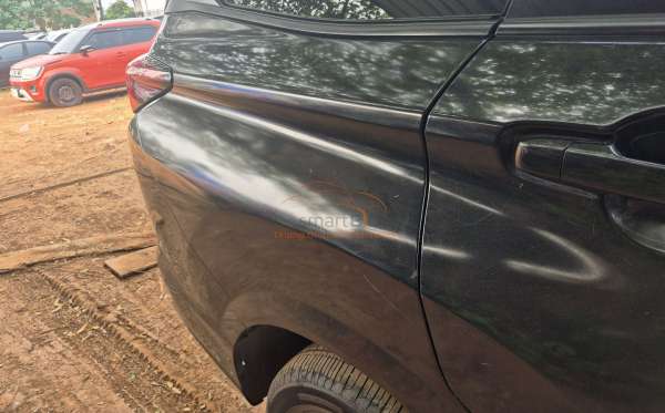DAIHATSU XENIA R