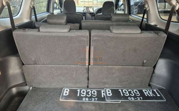DAIHATSU XENIA R