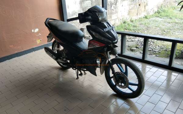 HONDA  REVO
