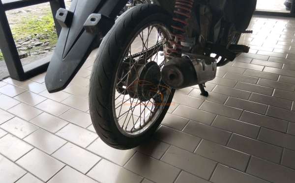 HONDA  REVO