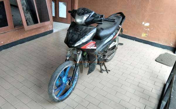 HONDA  REVO