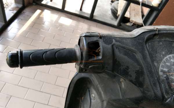 HONDA  REVO