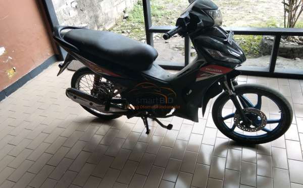 HONDA  REVO