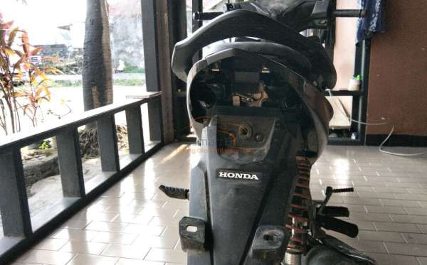 HONDA  REVO