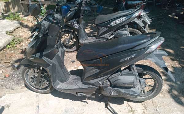 HONDA  BEAT