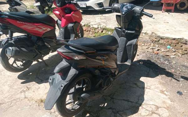 HONDA  BEAT