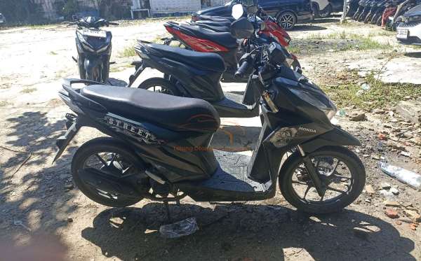 HONDA BEAT STREET