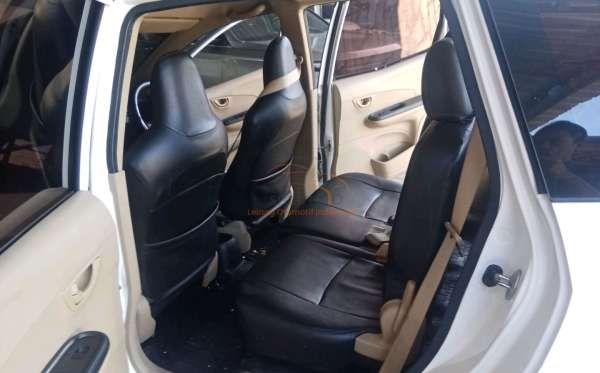 HONDA  MOBILIO  DD4 1.5E