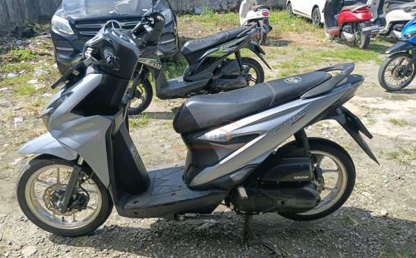 HONDA NEW BEAT SPORTY DELUXE