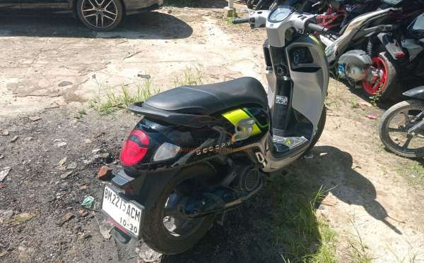 HONDA  SCOOPY
