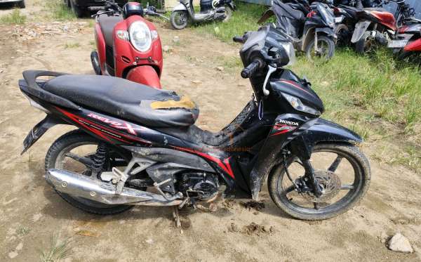HONDA REVO X