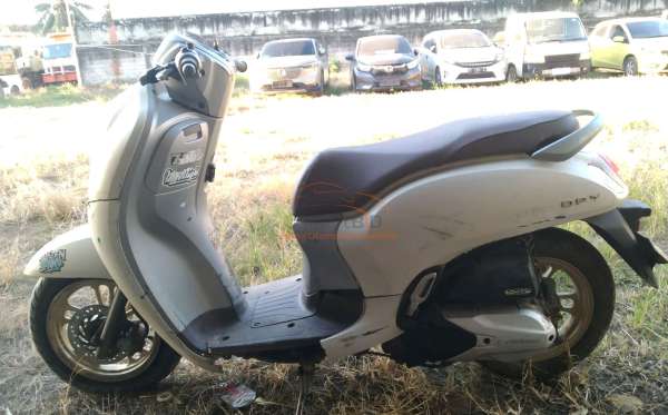HONDA SCOOPY