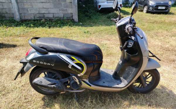 HONDA  SCOOPY