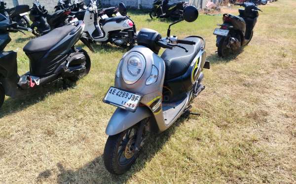 HONDA  SCOOPY