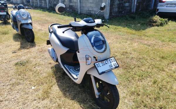 HONDA  SCOOPY