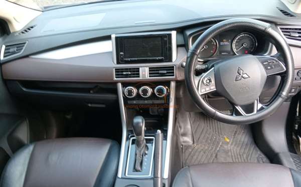 MITSUBISHI XPANDER CROSS 1.5L PLUS