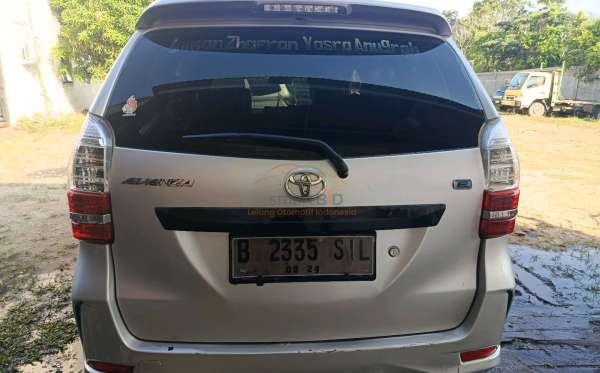 TOYOTA AVANZA