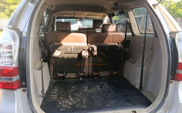 TOYOTA AVANZA