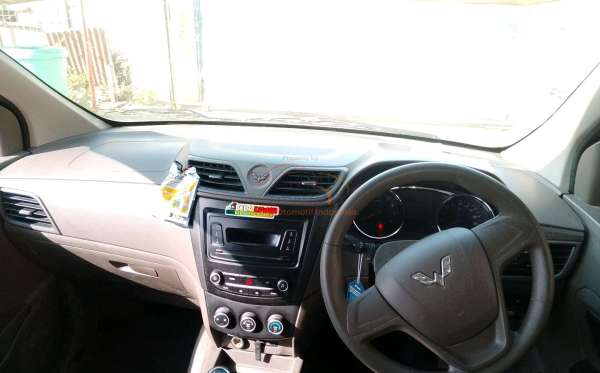 WULING  CONFERO  1.5 DB MY (4X2)