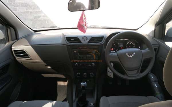 WULING CONFERO