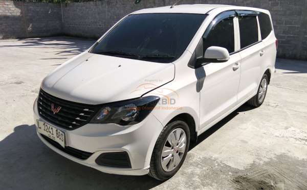 WULING CONFERO