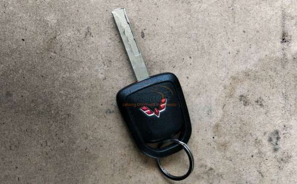 WULING CONFERO