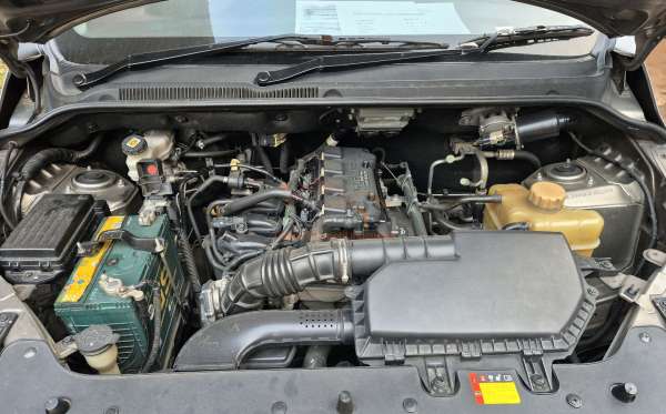 WULING  CONFERO  DB