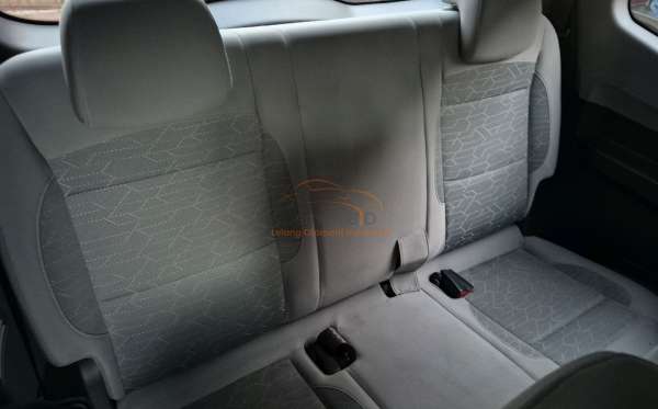 WULING  CONFERO  DB