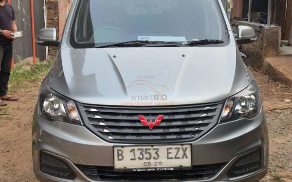 WULING  CONFERO  DB