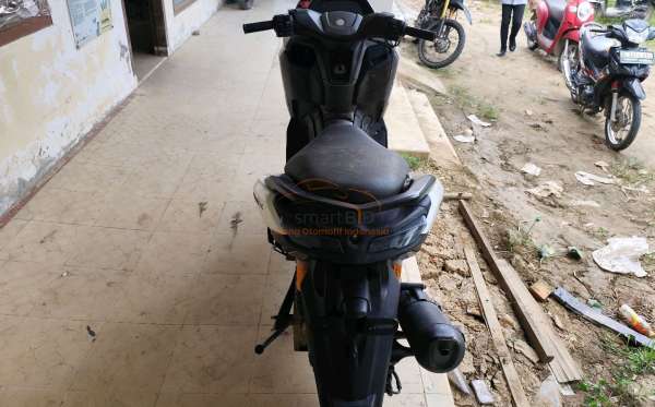 YAMAHA  NMAX