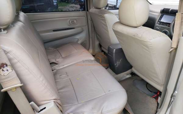 DAIHATSU XENIA