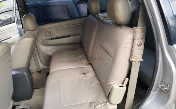 DAIHATSU XENIA