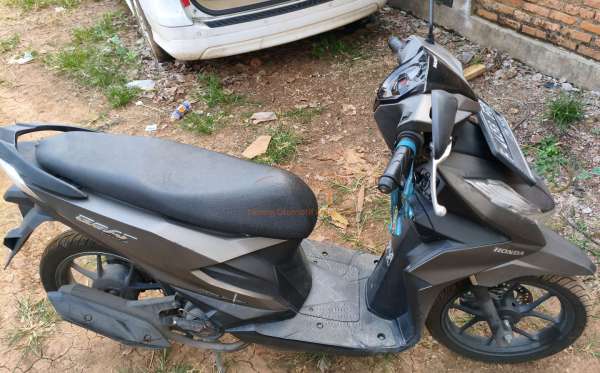 HONDA  BEAT ESP CBS ISS