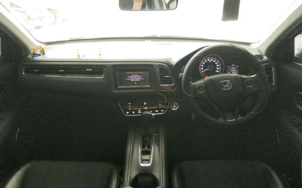 HONDA HRV RU1 1.5 E CVT