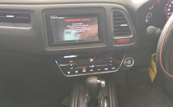 HONDA HRV RU1 1.5 E CVT