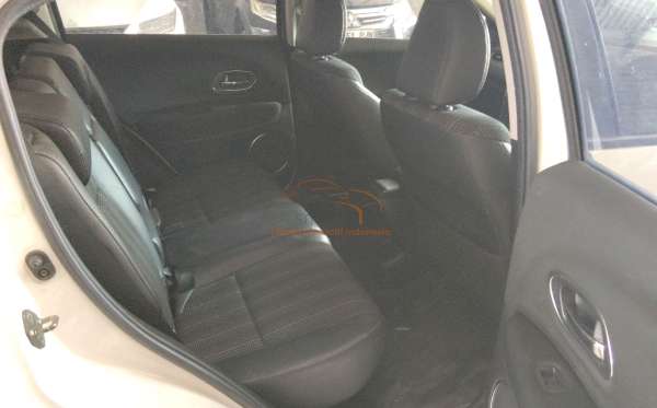HONDA HRV RU1 1.5 E CVT