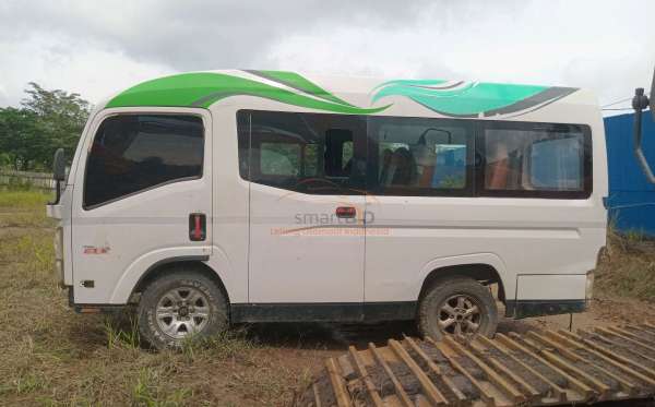 ISUZU NMR