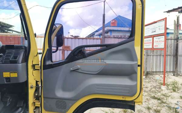 MITSUBISHI  FE-75 SHDX N