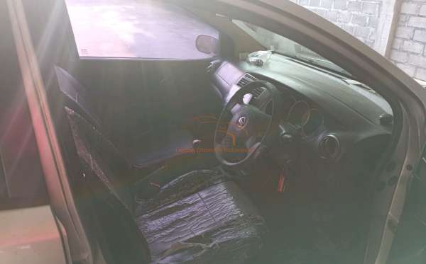 NISSAN GRAND LIVINA