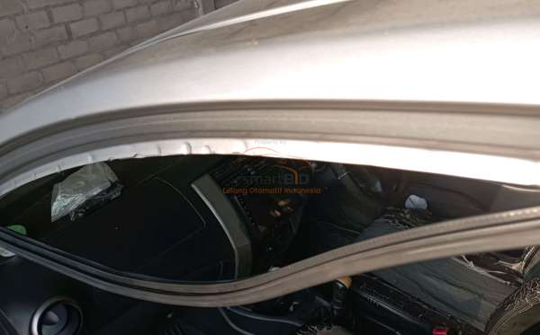 NISSAN GRAND LIVINA