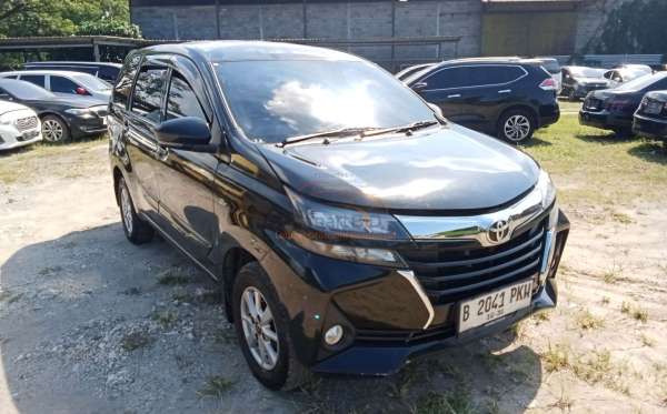 TOYOTA  AVANZA  1.3 G